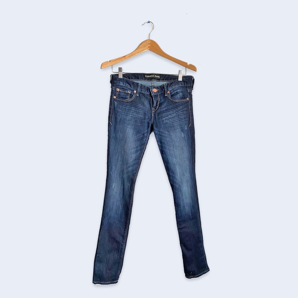 🍭Sale🍭 EXPRESS Straight Leg Dark Denim
